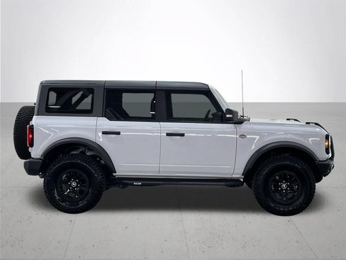 Certified 2023 Ford Bronco Wildtrak AWD/4WD image 10