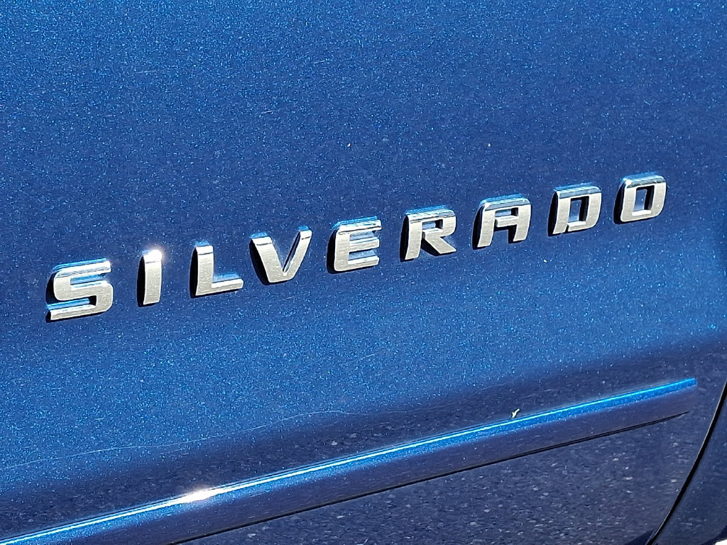 Used 2018 Chevrolet Silverado 1500 LT w/ All Star Edition AWD/4WD image 34