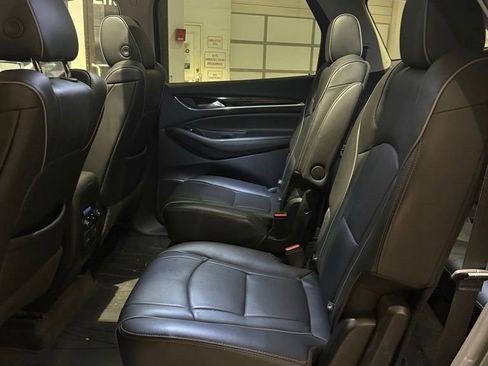 Used 2020 Buick Enclave Avenir w/ Avenir Technology Package image 9