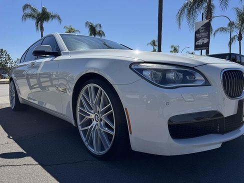 Used 2013 BMW 750Li 750Li image 9