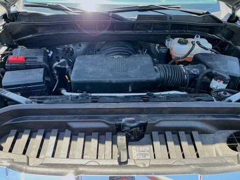Used 2025 GMC Sierra 1500 SLT RWD image 30