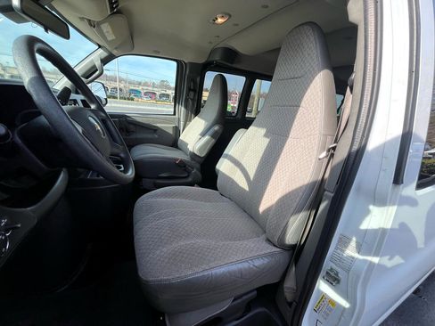 Used 2019 Chevrolet Express 3500 LT w/ LT Preferred Equipment Group image 22