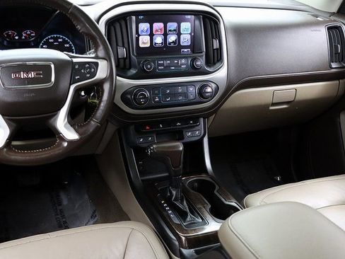 Used 2018 GMC Canyon SLT w/ Trailering Package image 15