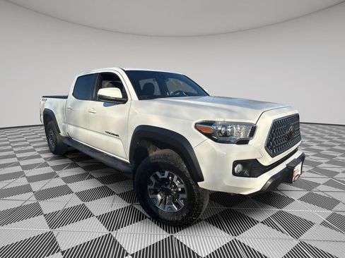 Used 2019 Toyota Tacoma TRD Off-Road image 1