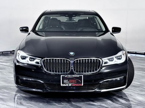Used 2018 BMW 750i xDrive AWD/4WD image 7