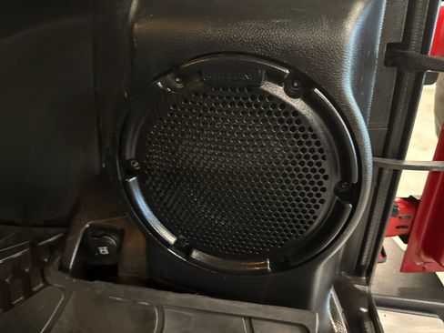 Used 2013 Jeep Wrangler Unlimited Sahara w/ Connectivity Group image 40