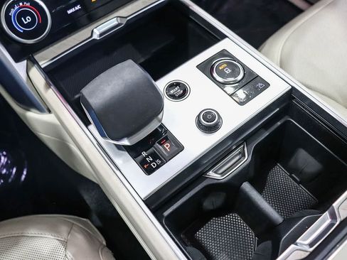 Used 2023 Land Rover Range Rover SE AWD/4WD image 23