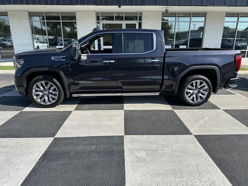 Used 2024 GMC Sierra 1500 Denali w/ Denali Reserve Package AWD/4WD image 1