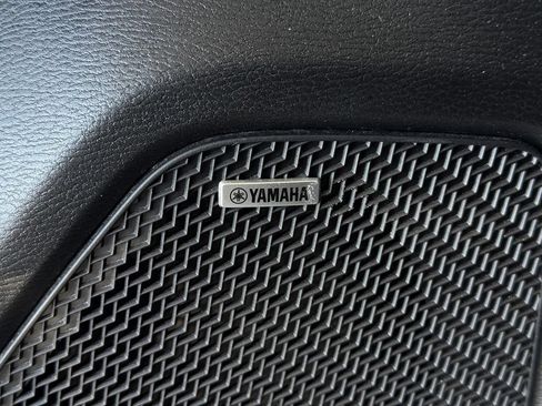 Used 2025 Mitsubishi Outlander SE FWD image 30
