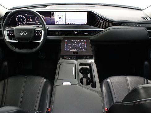 Used 2025 INFINITI QX80 Sensory AWD/4WD image 34