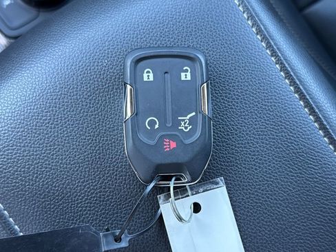 Certified 2023 GMC Acadia SLT image 39