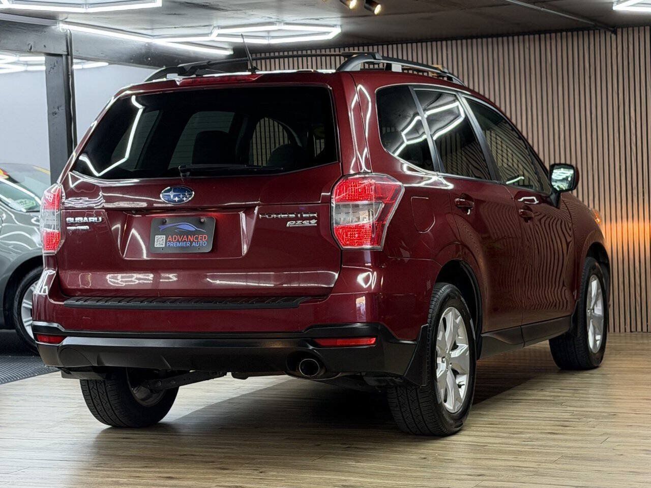 Used 2015 Subaru Forester 2.5i Premium w/ All-Weather Package AWD/4WD image 12