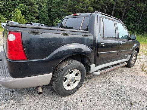 Used 2001 Ford Explorer Sport Trac 4x4 image 8
