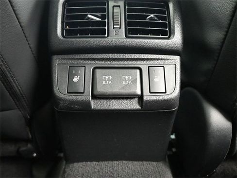 Used 2019 Subaru Outback 2.5i Limited w/ Popular Package #2 image 32