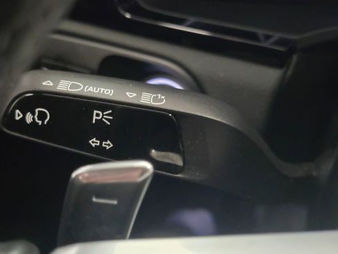 Certified 2023 Porsche Cayenne Platinum Edition AWD/4WD image 42