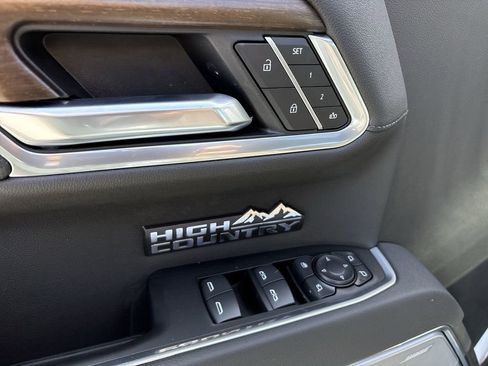 New 2026 Chevrolet Silverado 1500 High Country AWD/4WD image 25