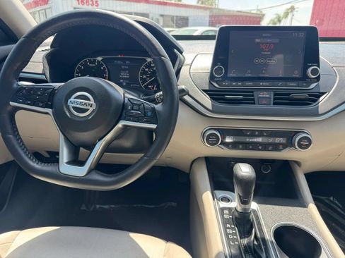 Used 2019 Nissan Altima 2.5 SV FWD image 30