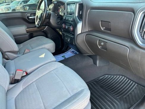 Used 2019 Chevrolet Silverado 1500 LT w/ Convenience Package AWD/4WD image 24