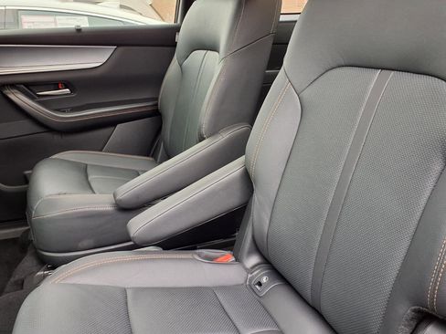 Used 2025 MAZDA CX-90 3.3 Turbo w/ Preferred Package image 7