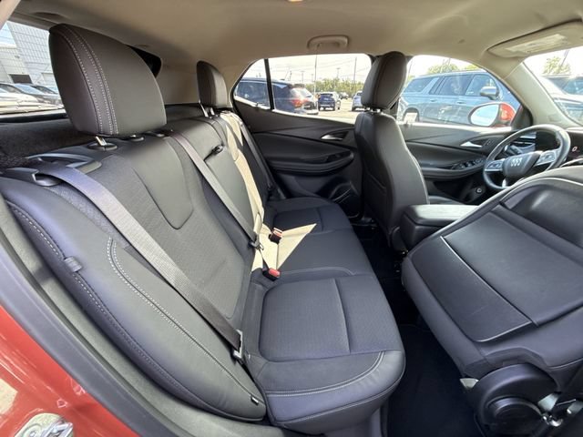 Used 2024 Buick Encore GX Preferred w/ Comfort Package AWD/4WD image 24