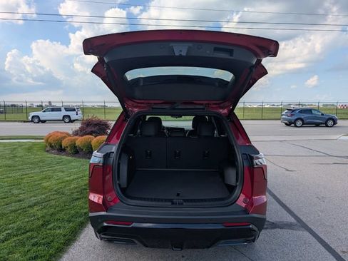 Used 2026 Chevrolet Equinox RS FWD image 8