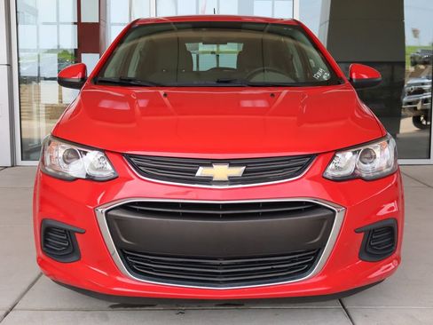 Used 2020 Chevrolet Sonic LT FWD image 2