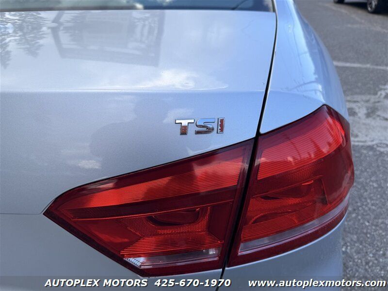 Used 2015 Volkswagen Passat 1.8T S FWD image 8