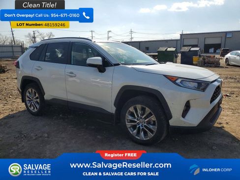 Used 2021 Toyota RAV4 XLE Premium AWD/4WD image 5