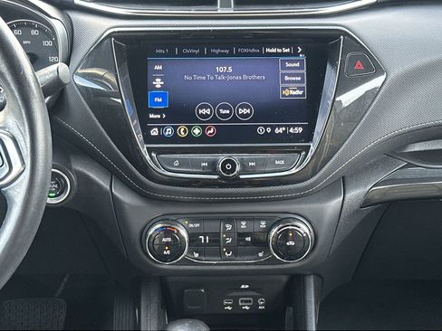 Used 2022 Chevrolet TrailBlazer ACTIV w/ Sun and Liftgate Package image 25