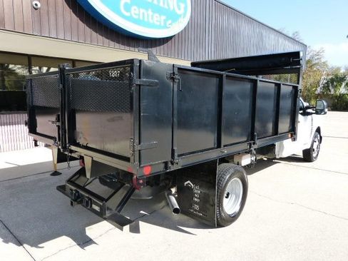 Used 2023 Ford F350 XLT image 5