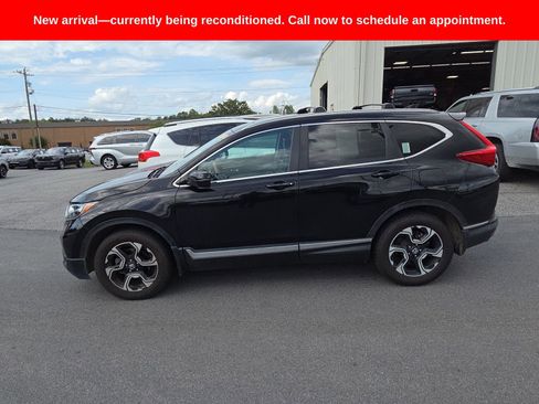 Used 2017 Honda CR-V Touring image 4