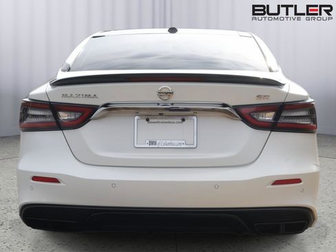 Used 2019 Nissan Maxima SR w/ Premium Package image 6