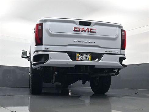 New 2026 GMC Sierra 3500 Denali w/ Denali Reserve Package image 26