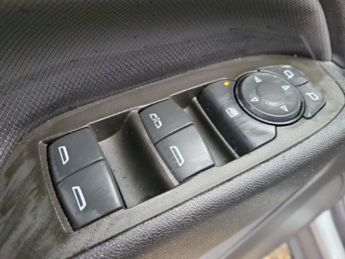 Certified 2024 Chevrolet Equinox RS AWD/4WD image 18