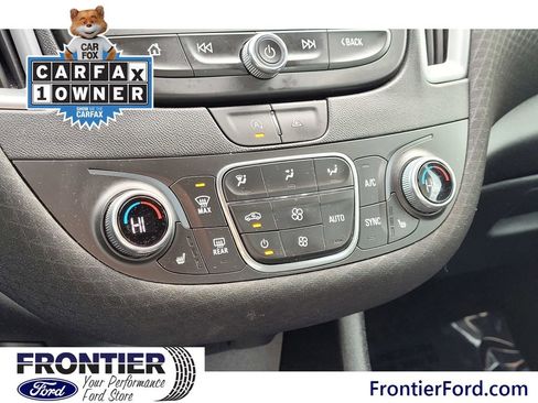 Used 2024 Chevrolet Malibu LT image 22