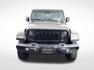 Used 2024 Jeep Gladiator Sport video 2