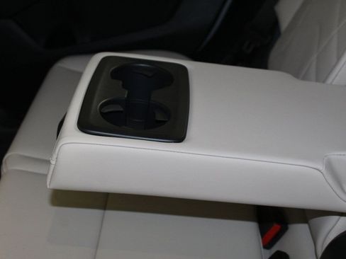 Used 2025 BMW X1 xDrive28i w/ Technology Package image 27