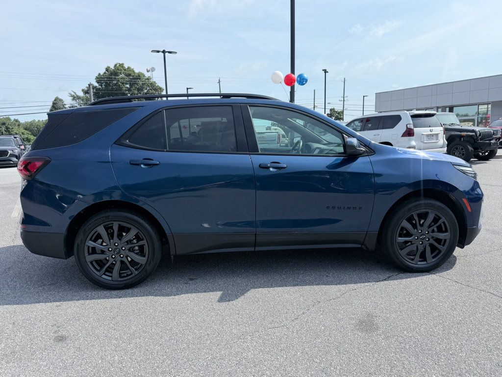 Used 2023 Chevrolet Equinox RS AWD/4WD image 4