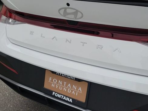 New 2026 Hyundai Elantra Sport FWD image 27