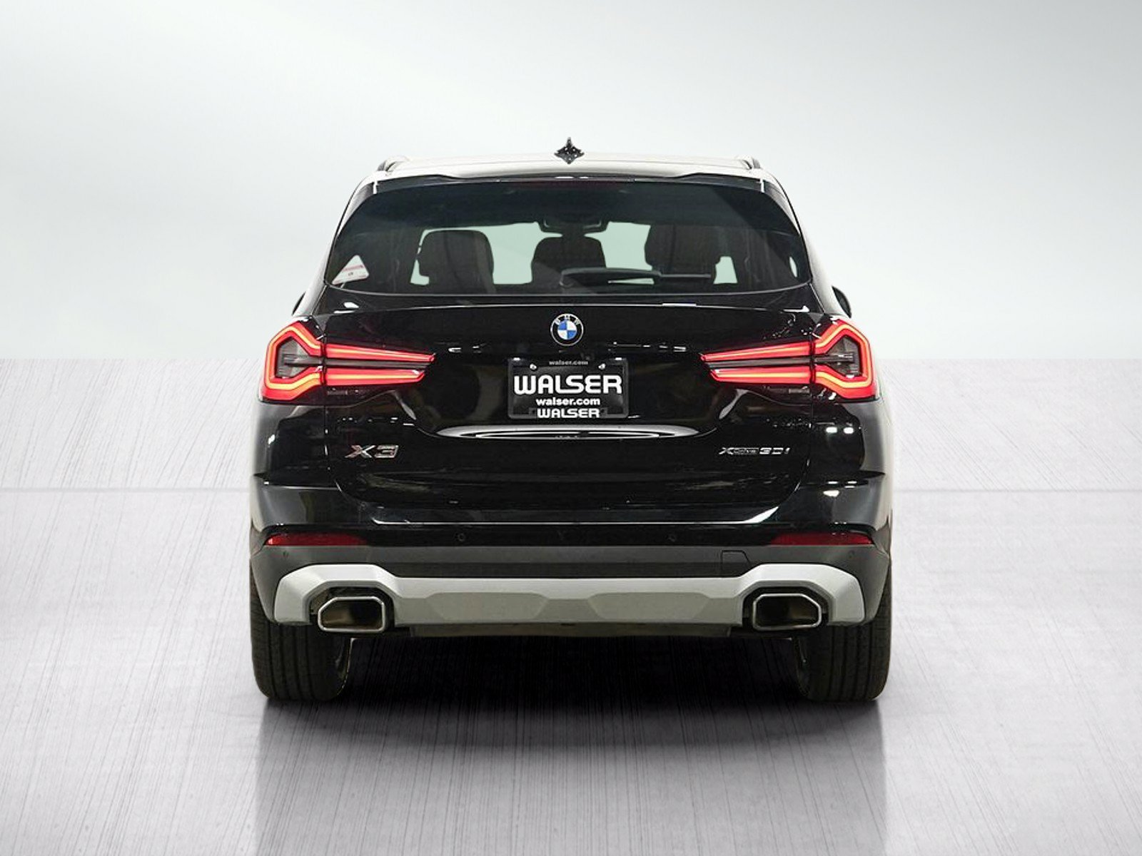 Used 2024 BMW X3 xDrive30i AWD/4WD image 4