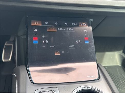 New 2026 Cadillac Vistiq Sport w/ LPO, Floor Liner Package image 22