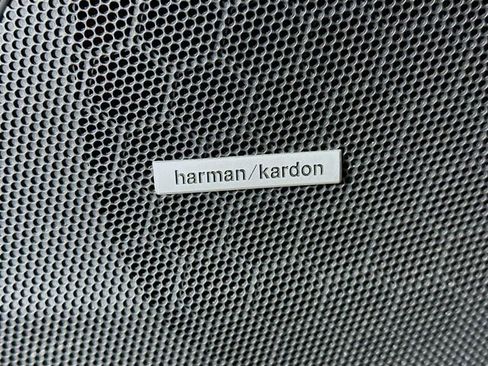 Used 2017 Subaru Forester 2.5i Touring w/ Popular Package #2 image 19