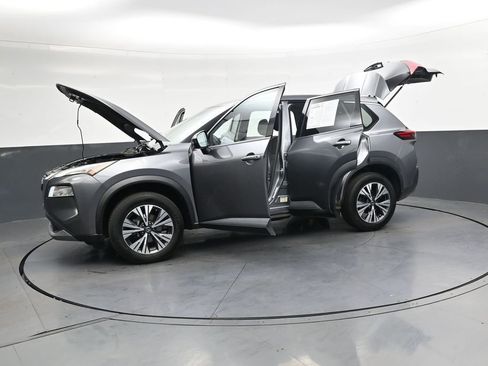 Used 2021 Nissan Rogue SV AWD/4WD image 47