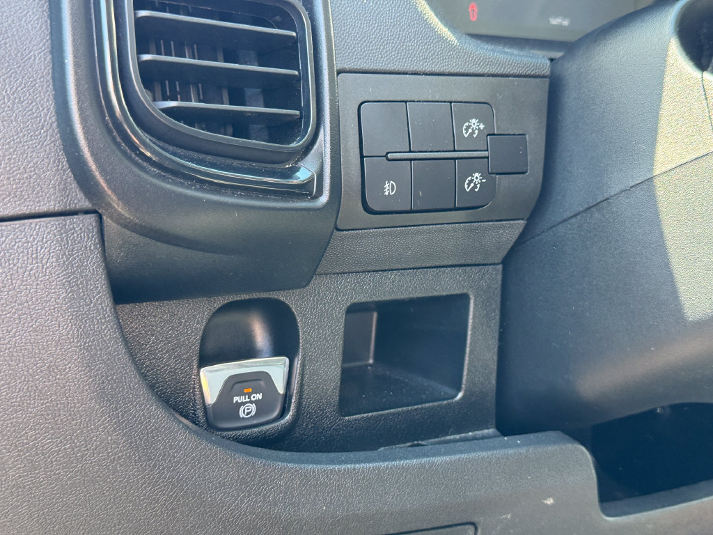 Used 2025 RAM ProMaster 2500 w/ U-Haul Equipment Group FWD image 11