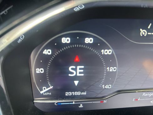 Used 2024 GMC Sierra 1500 Elevation image 15