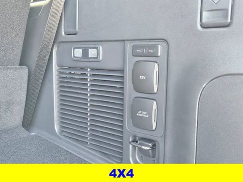 New 2025 Ford Expedition Platinum w/ Stealth Performance Package image 13