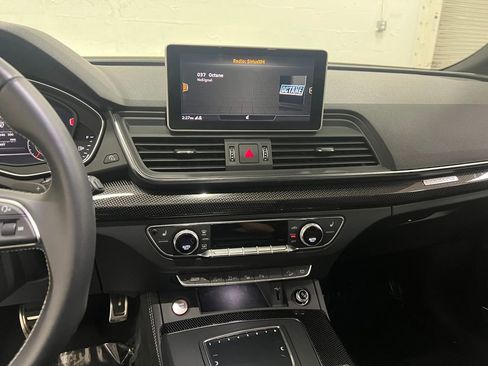 Used 2020 Audi SQ5 Prestige image 20