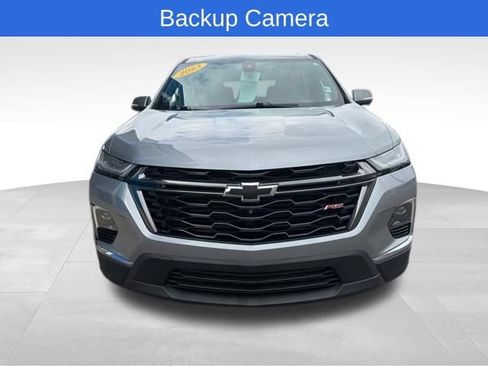 Used 2023 Chevrolet Traverse RS FWD image 8