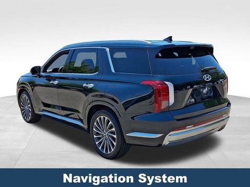 Used 2024 Hyundai Palisade Calligraphy FWD image 5