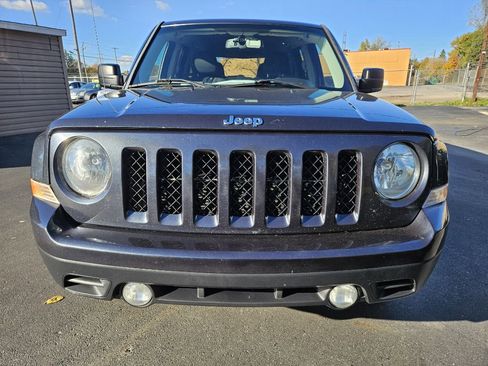 Used 2016 Jeep Patriot Sport image 4